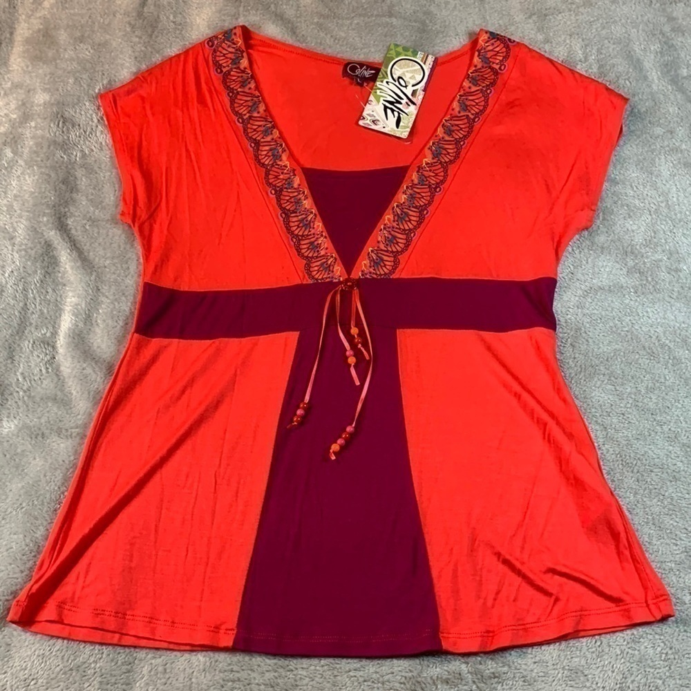 Cave Orange & Magenta V-Neck Waist-Tie Women's Top